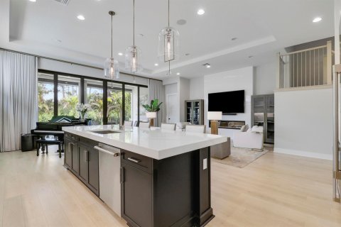 Casa en venta en Palm Beach Gardens, Florida, 4 dormitorios, 389.26 m2 № 2249657 - foto 5