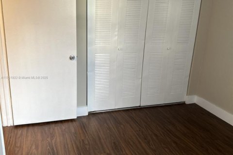 Copropriété à vendre à Sunrise, Floride: 3 chambres, 112.97 m2 № 1874549 - photo 13