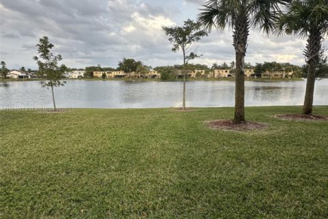 Copropriété à vendre à Sunrise, Floride: 3 chambres, 112.97 m2 № 1874549 - photo 18