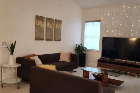 Casa en alquiler en Weston, Florida, 4 dormitorios, 280.1 m2 № 2066106 - foto 16