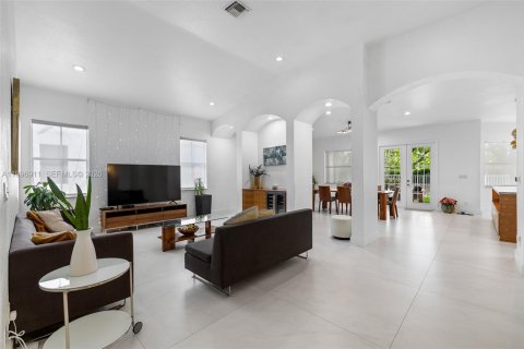 Casa en alquiler en Weston, Florida, 4 dormitorios, 280.1 m2 № 2066106 - foto 11