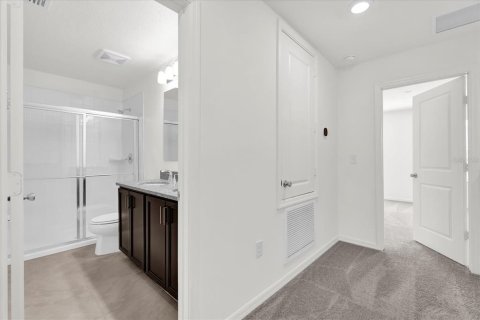 Townhouse in Lake Wales, Florida 3 bedrooms, 144.65 sq.m. № 1557372 - photo 10