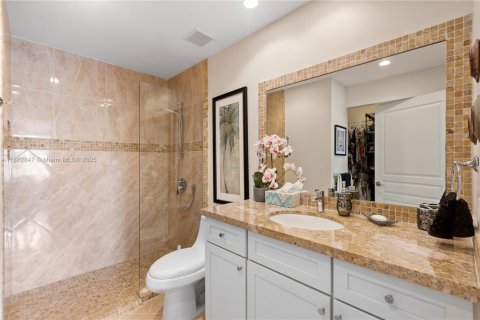 Condo in Hallandale Beach, Florida, 1 bedroom  № 1922606 - photo 15