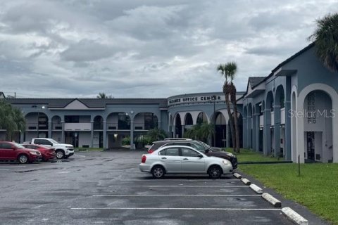 Immobilier commercial à vendre à Orlando, Floride: 28.99 m2 № 1913084 - photo 2