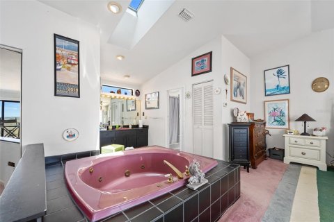 House in Ponce Inlet, Florida 2 bedrooms, 218.88 sq.m. № 1666761 - photo 27