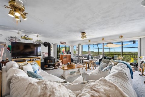 House in Ponce Inlet, Florida 2 bedrooms, 218.88 sq.m. № 1666761 - photo 16