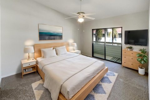 Townhouse in Dunedin, Florida 2 bedrooms, 103.49 sq.m. № 1538818 - photo 4