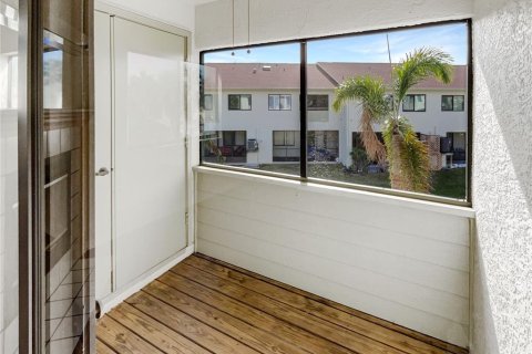 Townhouse in Dunedin, Florida 2 bedrooms, 103.49 sq.m. № 1538818 - photo 17