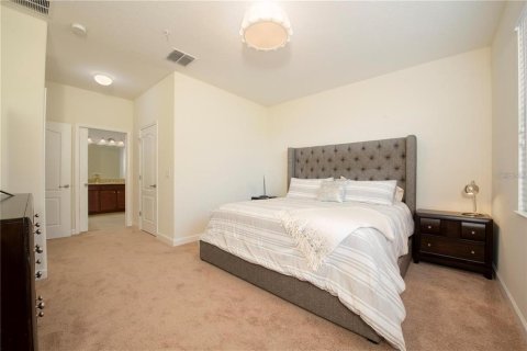Condo in Davenport, Florida, 2 bedrooms  № 2202384 - photo 16