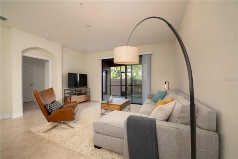Condo in Davenport, Florida, 2 bedrooms  № 2202384 - photo 11