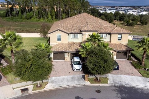 Condo in Davenport, Florida, 2 bedrooms № 2202384