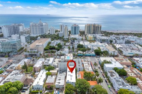 Condo in Miami Beach, Florida, 1 bedroom  № 1882467 - photo 26