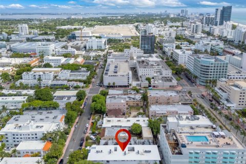 Condo in Miami Beach, Florida, 1 bedroom  № 1882467 - photo 30