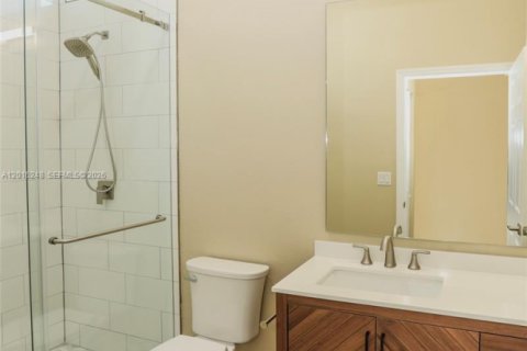 Villa ou maison à louer à Miami, Floride: 3 chambres, 185.8 m2 № 2078204 - photo 16