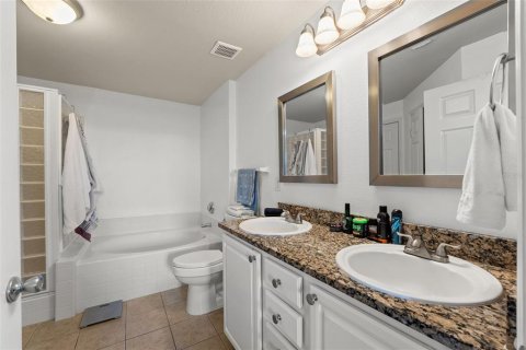 Condo in Tampa, Florida, 2 bedrooms  № 1822921 - photo 14