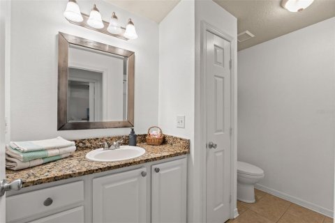 Condo in Tampa, Florida, 2 bedrooms  № 1822921 - photo 15