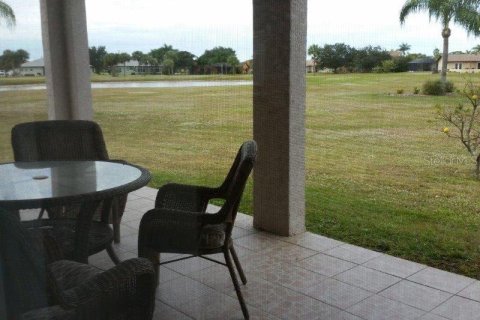 Villa ou maison à louer à Punta Gorda, Floride: 3 chambres, 198.07 m2 № 1686850 - photo 20