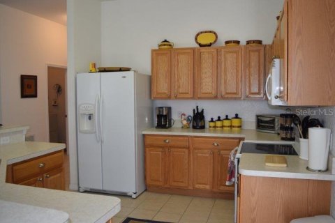 Villa ou maison à louer à Punta Gorda, Floride: 3 chambres, 198.07 m2 № 1686850 - photo 2