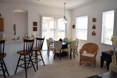 Villa ou maison à louer à Punta Gorda, Floride: 3 chambres, 198.07 m2 № 1686850 - photo 3