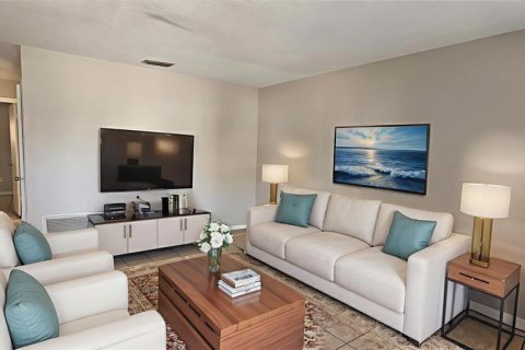 Apartamento en alquiler en DeLand, Florida, 2 dormitorios, 78.97 m2 № 1917491 - foto 2