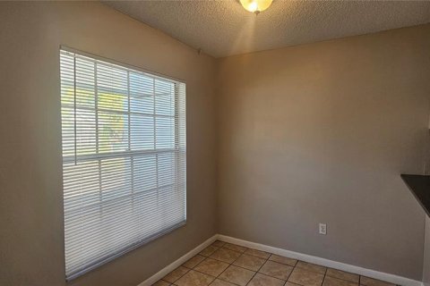 Apartamento en alquiler en DeLand, Florida, 2 dormitorios, 78.97 m2 № 1917491 - foto 5