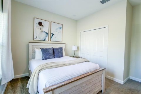 Touwnhouse à vendre à Davenport, Floride: 5 chambres, 201.32 m2 № 2130859 - photo 10