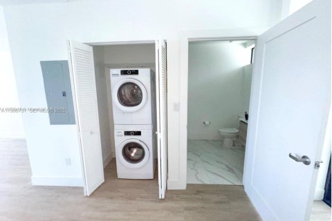 Copropriété à louer à Davie, Floride: 40.32 m2 № 1994738 - photo 13