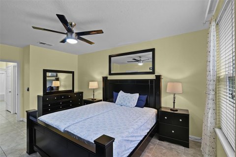 House in Orlando, Florida 4 bedrooms, 173.91 sq.m. № 1687218 - photo 30