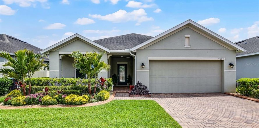 House in Orlando, Florida 4 bedrooms, 173.91 sq.m. № 1687218