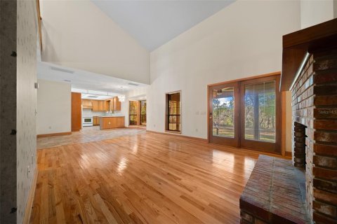 Villa ou maison à vendre à Lady Lake, Floride: 4 chambres, 371.24 m2 № 1723877 - photo 23