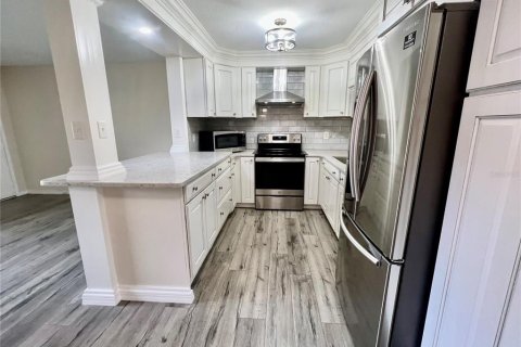 Condominio en alquiler en Palm Harbor, Florida, 2 dormitorios, 85.47 m2 № 1919170 - foto 5