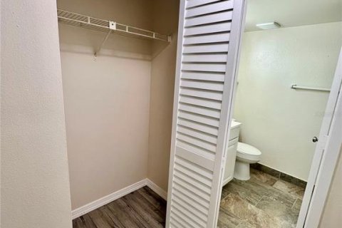 Condominio en alquiler en Palm Harbor, Florida, 2 dormitorios, 85.47 m2 № 1919170 - foto 12