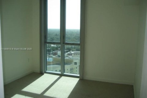 Купить кондоминиум в Майами, Флорида 1 спальня, 74.04м2, № 1924548 - фото 6