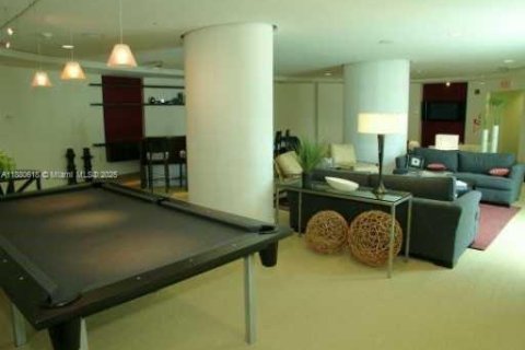Купить кондоминиум в Майами, Флорида 1 спальня, 74.04м2, № 1924548 - фото 16