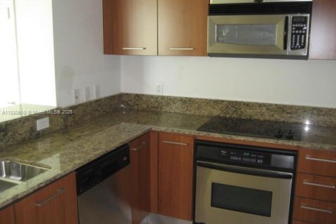 Купить кондоминиум в Майами, Флорида 1 спальня, 74.04м2, № 1924548 - фото 4