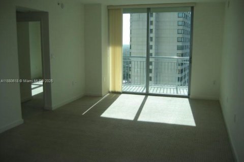 Купить кондоминиум в Майами, Флорида 1 спальня, 74.04м2, № 1924548 - фото 2