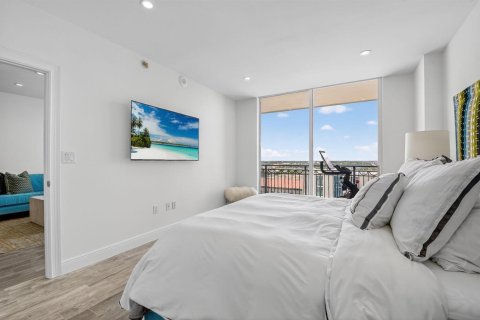 Condo in West Palm Beach, Florida, 1 bedroom  № 2082037 - photo 23