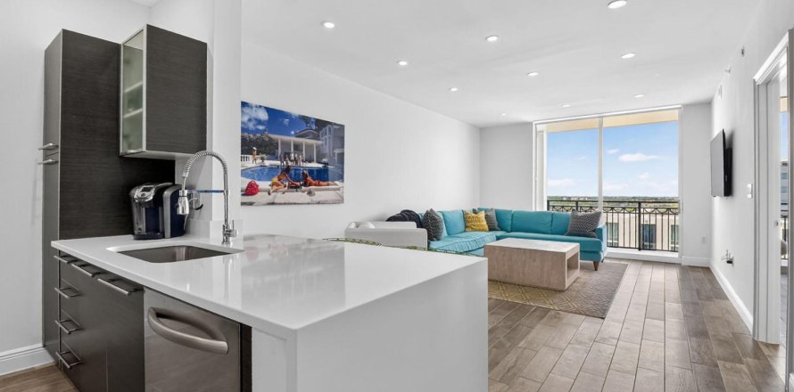 Condo in West Palm Beach, Florida, 1 bedroom  № 2082037