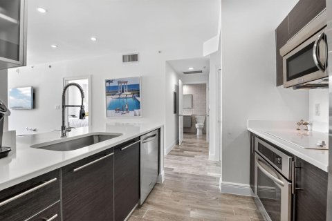 Condo in West Palm Beach, Florida, 1 bedroom  № 2082037 - photo 12
