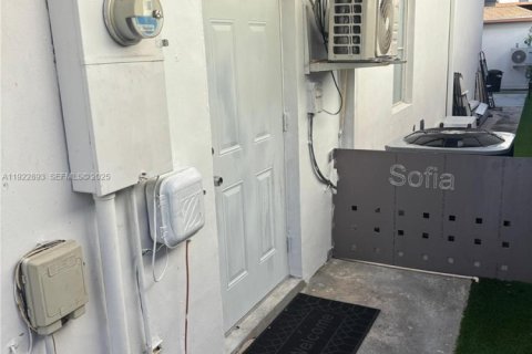 Immobilier commercial à louer à Miami, Floride: 1 chambre № 1976960 - photo 10