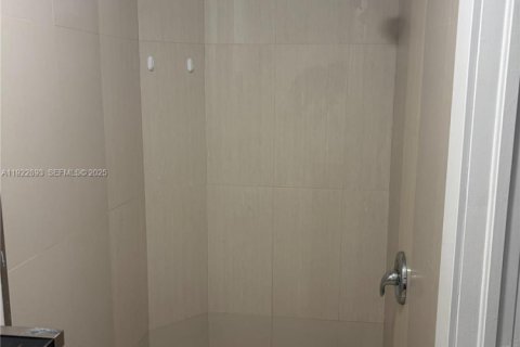 Immobilier commercial à louer à Miami, Floride: 1 chambre № 1976960 - photo 6