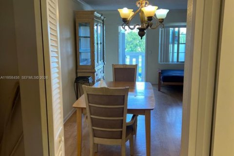 Condominio en venta en Boca Raton, Florida, 1 dormitorio, 66.89 m2 № 2080541 - foto 3