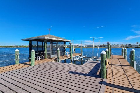 Casa en venta en Palm Coast, Florida, 3 dormitorios, 275.64 m2 № 1732871 - foto 12