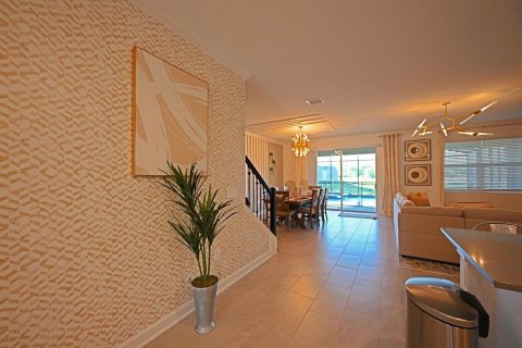 House in STOREY LAKE in Kissimmee, Florida 8 bedrooms, 398.46 sq.m. № 2166737 - photo 21