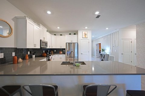 House in STOREY LAKE in Kissimmee, Florida 8 bedrooms, 398.46 sq.m. № 2166737 - photo 18