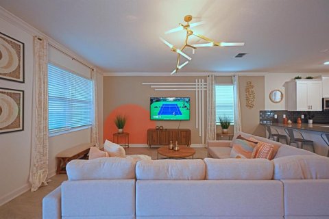House in STOREY LAKE in Kissimmee, Florida 8 bedrooms, 398.46 sq.m. № 2166737 - photo 19