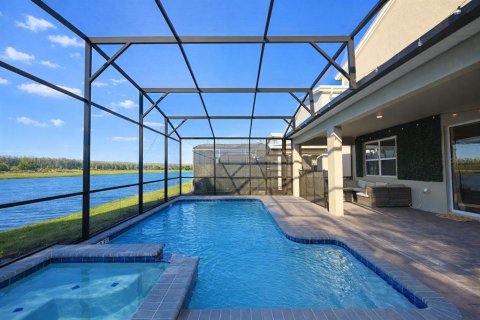 House in STOREY LAKE in Kissimmee, Florida 8 bedrooms, 398.46 sq.m. № 2166737 - photo 3