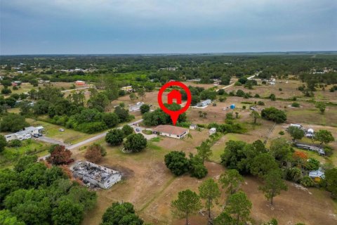 Villa ou maison à Clewiston, Floride 4 chambres, 181.53 m2 № 2432473