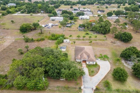 Villa ou maison à vendre à Clewiston, Floride: 4 chambres, 181.53 m2 № 2432473 - photo 4