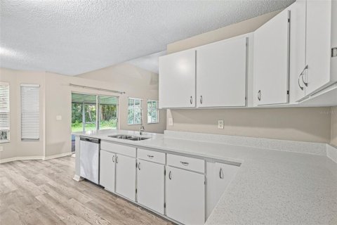 Купить виллу или дом в Тампа, Флорида 5 комнат, 160.16м2, № 2428880 - фото 29